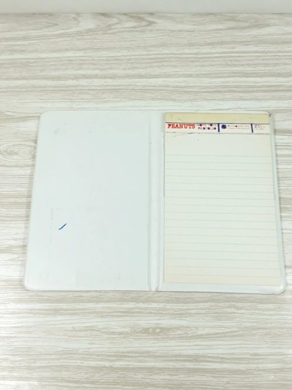 Vtg SNOOPY Notepad Folder 8.5x5.5 Hard Cover Note Paper Peanuts school supplies